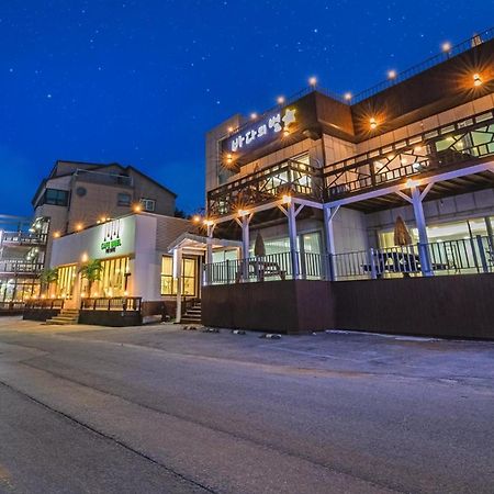 Gangneung Badauibyeol Pension エクステリア 写真